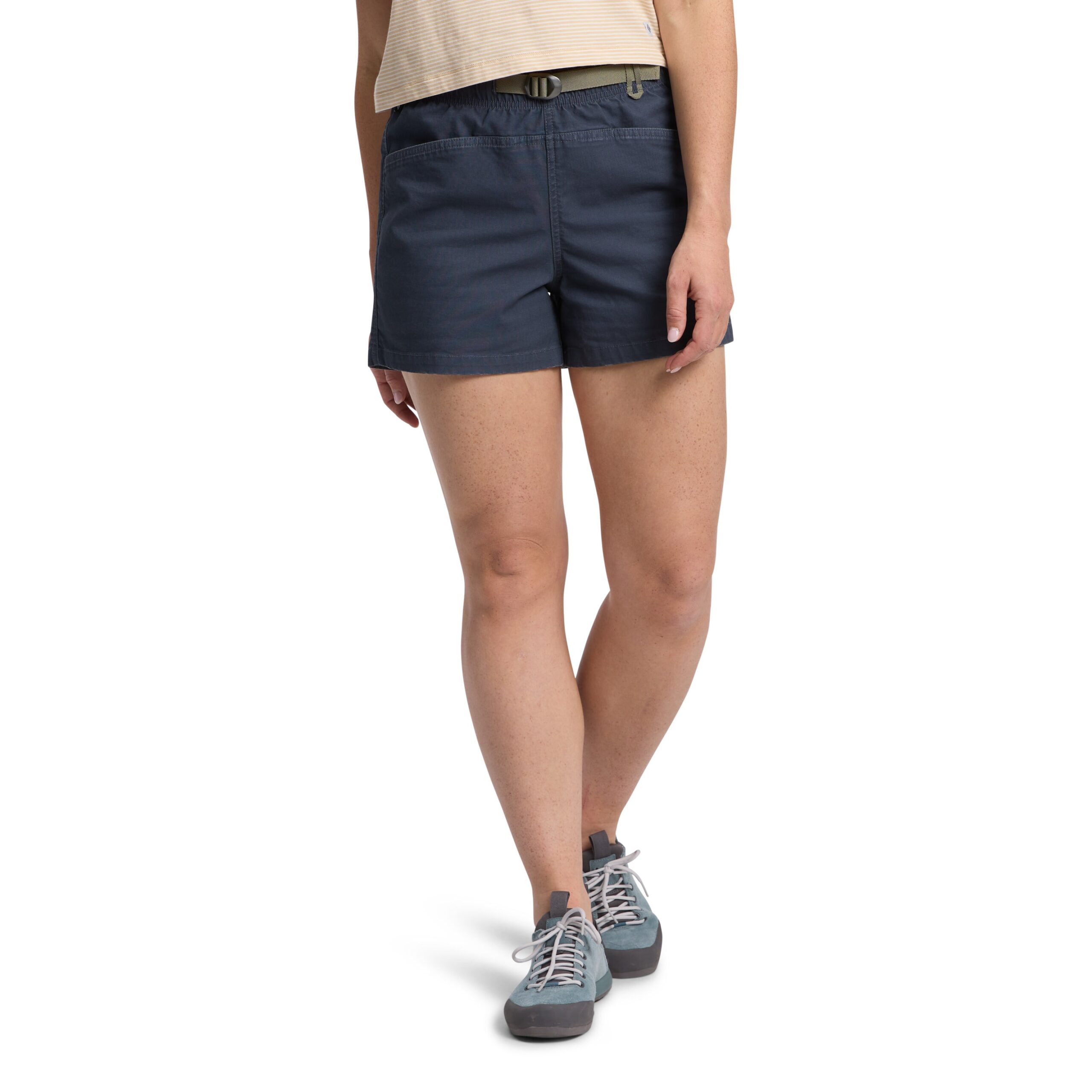 750157_0038_W_Ethos_Shorts_Charcoal_02